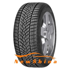 Goodyear UltraGrip Performance + 255/40 R20 101V XL